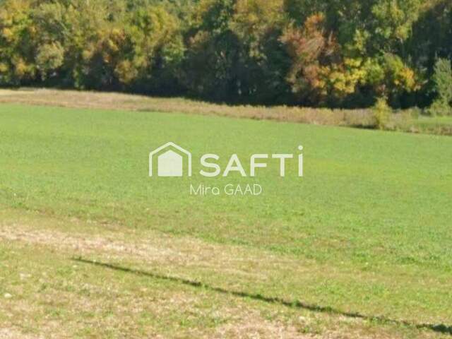 Terrain constructible de 739m2 viabilisé et tout à l'égout — photo du bien