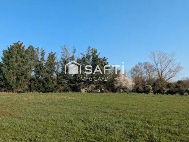 Terrain plat constructible de 799m2 viabilisé et tout à l'égout — photo du bien