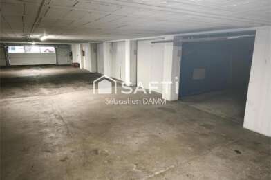 Garage  8400 €