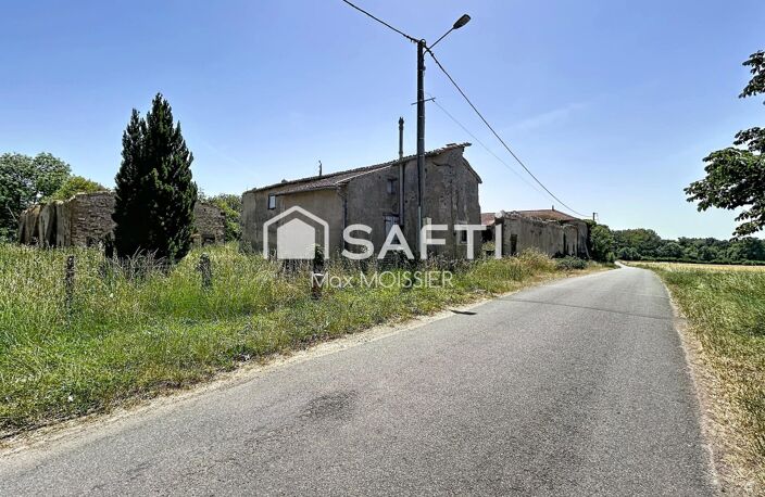 Saint-Ignat  Fort potentiel ! Maison à rénover entièrement sur un terrain de 1 068 m². Un projet idéal pour les passionnés de rénovation et les investisseurs en quête d'opportunités. — photo 5