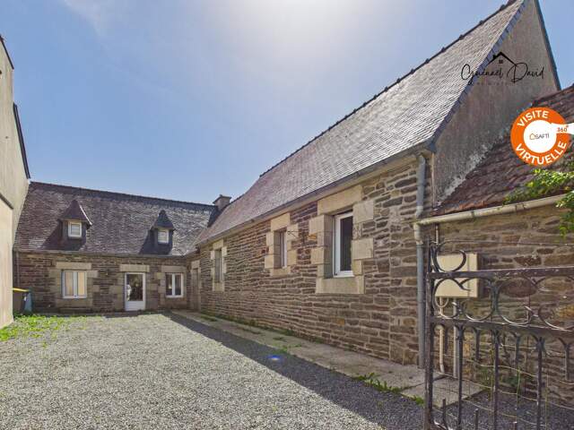 Maison de caractère au cœur de Taulé  Vie de plain-pied et toutes commodités à pied — photo du bien