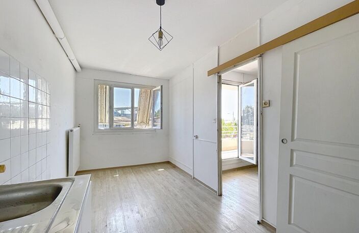 GRAND T3 AVEC BALCON VUE DEGAGEE — photo 5
