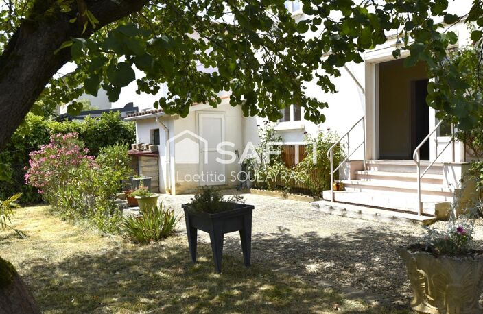 A proximité du centre, charmante maison avec garage et jardin. — photo 2