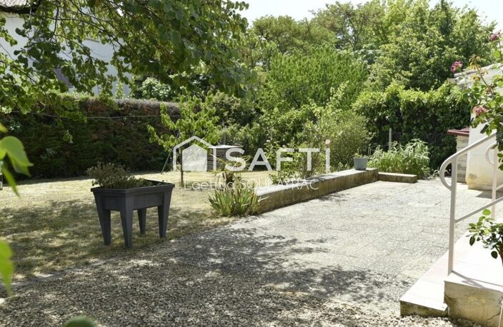 A proximité du centre, charmante maison avec garage et jardin. — photo 4