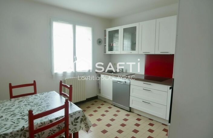 A proximité du centre, charmante maison avec garage et jardin. — photo 5