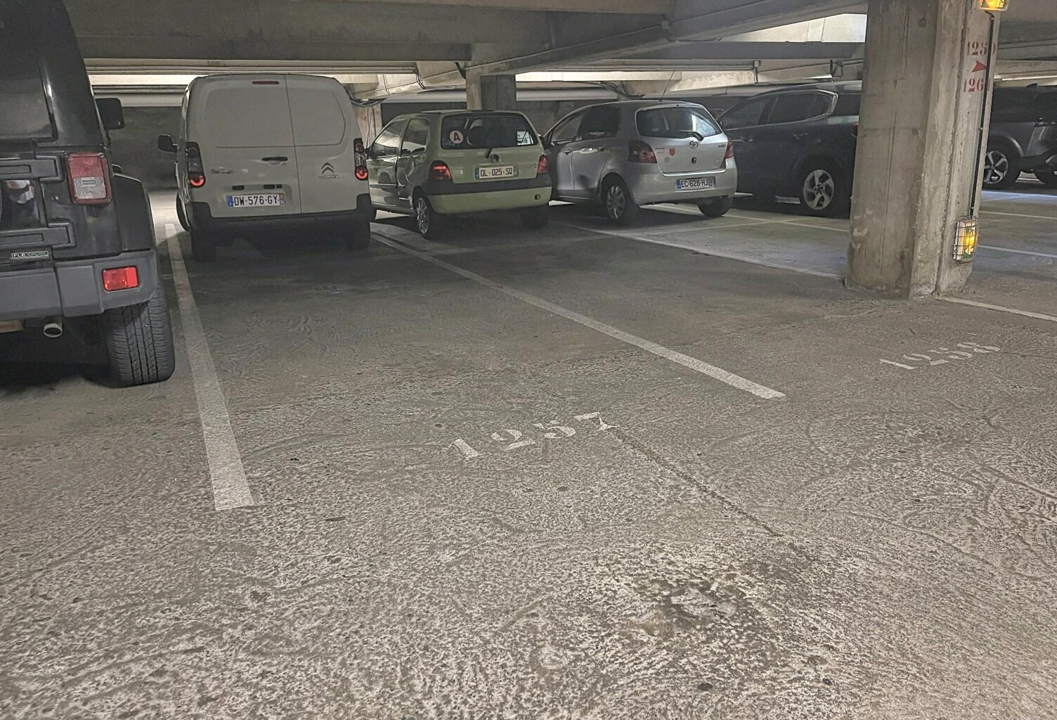 centre ville parking sécurisé en sous-sol — photo 1