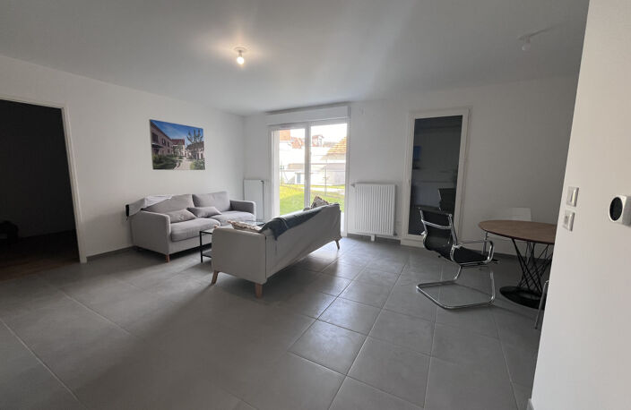 Bel appartement F3 avec terrasse et jardins   Résidence neuve de standing — photo 3