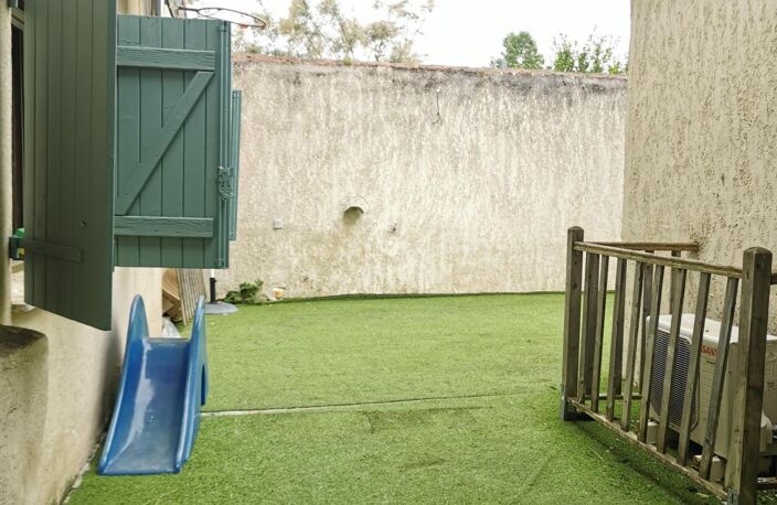 A 15 mn d'Auch, appartement dans un village : 4 chambres, 1 salle d bain, 1 salle d'eau, 2 WC. — photo 3