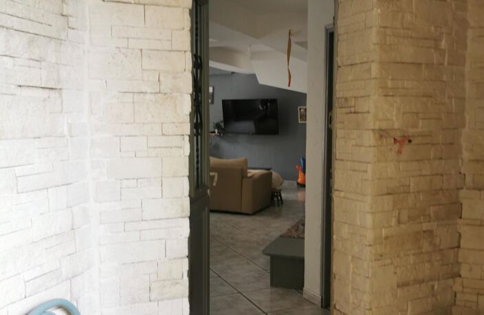 A 15 mn d'Auch, appartement dans un village : 4 chambres, 1 salle d bain, 1 salle d'eau, 2 WC. — photo 4