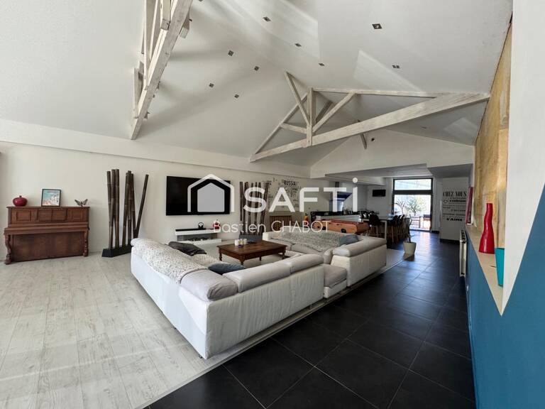 LOFT de 290 m2 sur Bègles — photo 1