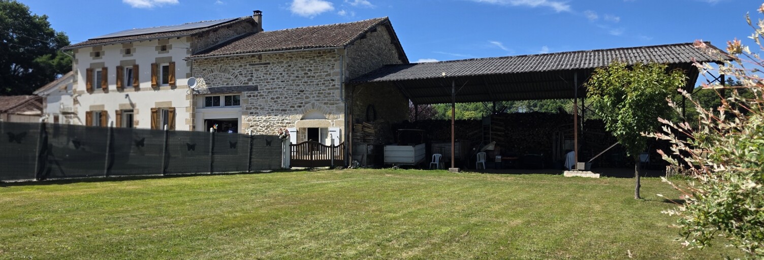 Maison 10 Pièces 210 m² à vendre à Thouron (87140)