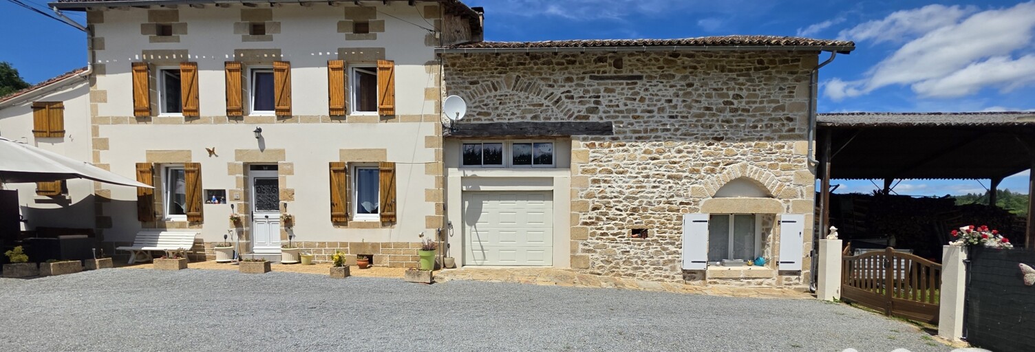 Maison 10 Pièces 210 m² à vendre à Thouron (87140)