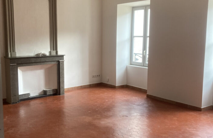 T2 Rochemaure — photo 3