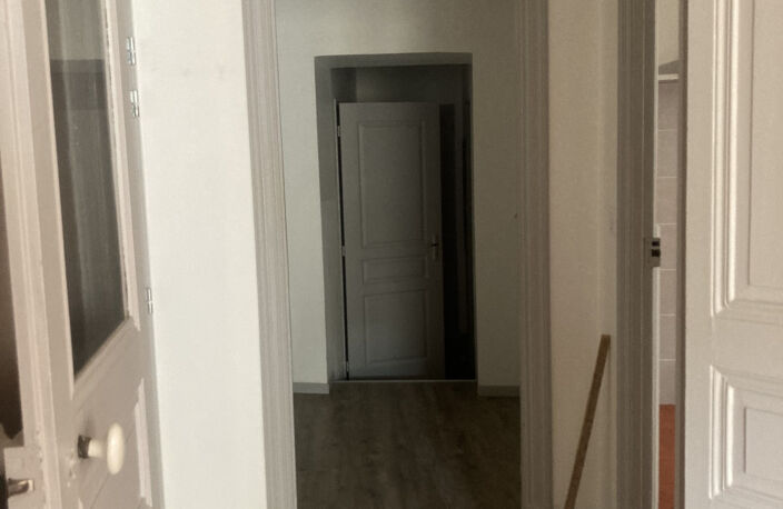 T2 Rochemaure — photo 5