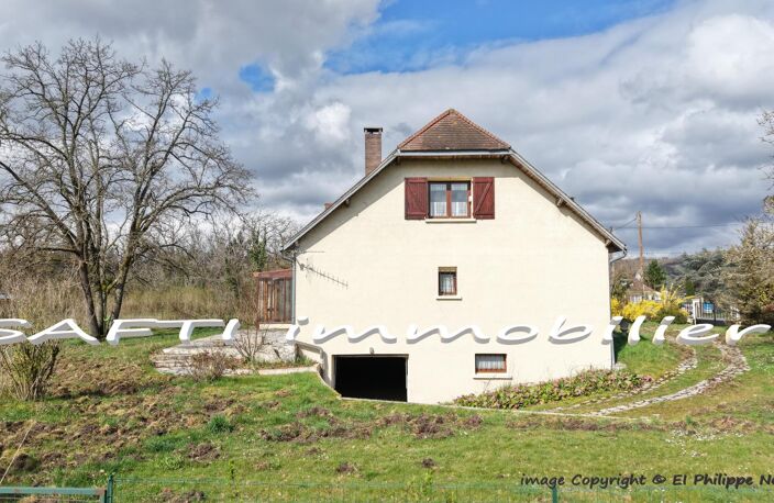 Maison de 177m2 habitables - 4 chambres - terrain de 1030m2 autour + sous-sol total . — photo 5