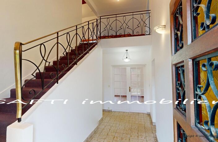 Maison de 177m2 habitables - 4 chambres - terrain de 6600m2 autour + sous-sol total . — photo 5