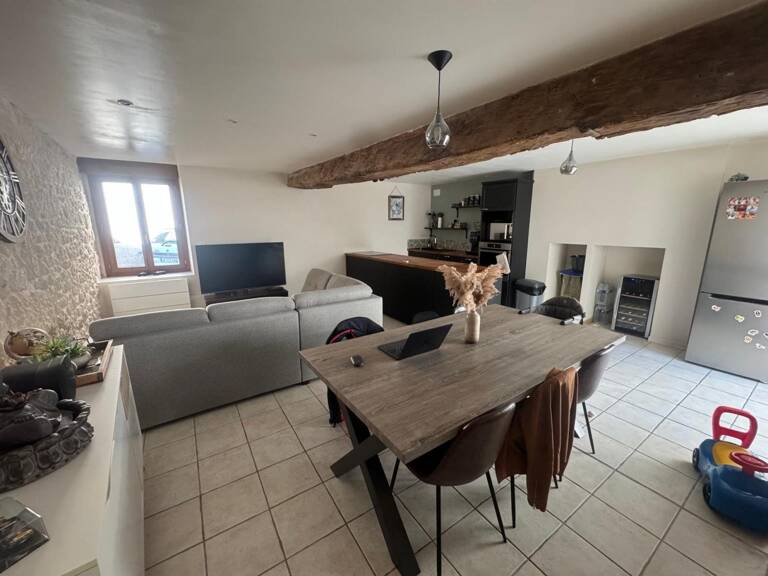 Maison en pierre centre bourg toutes commodités, 3 chambres, beaux volumes, rénovation de qualité — photo 1