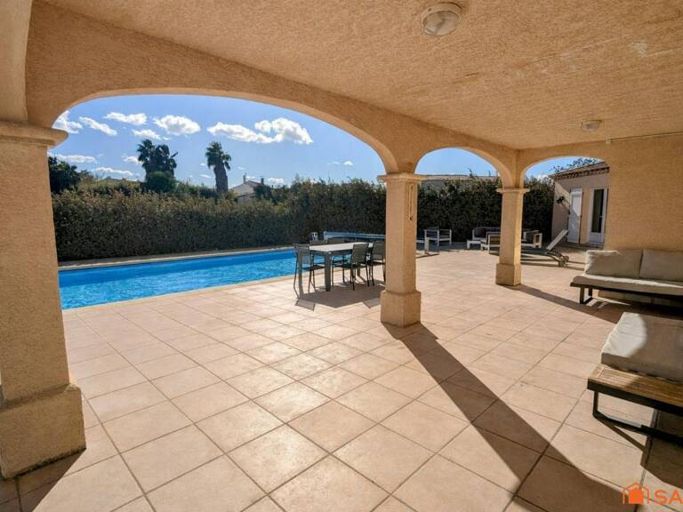 Magnifique villa avec vue sur la Tour de Constance — photo 1
