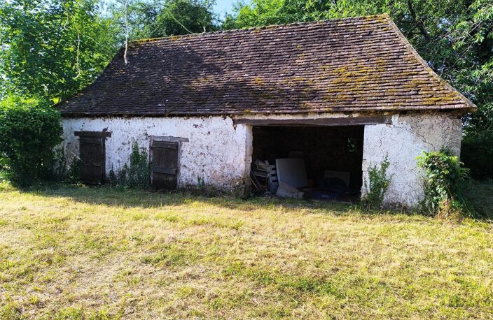 Périgourdine de 80m2 avec sa grange, sur 2554 m2 — photo 3