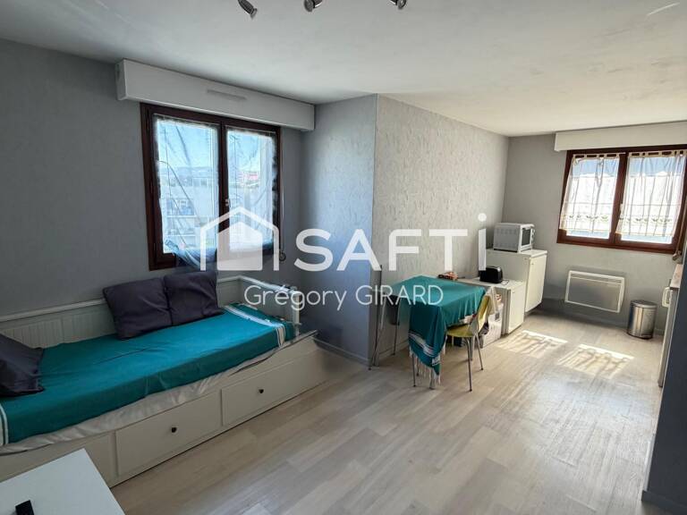 Superbe studio dans residence calme proche de toute commodité. — photo 1
