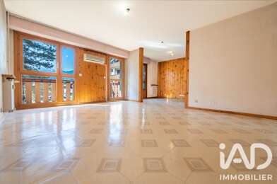 Appartement 4 pièces 235000 €