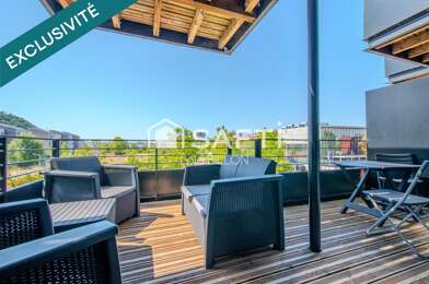 Appartement 4 pièces 280000 €