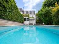 Triangle d'or, belle propriété avec maison de Maître et maison annexe sur jardin et piscine. — photo 2