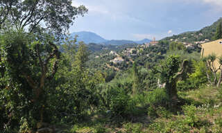 Terrain  820 m² à vendre à Castagniers (06670)