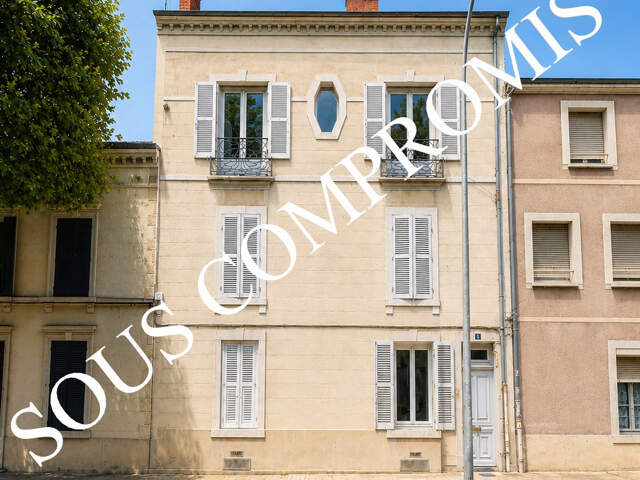 ROANNE CENTRE-VILLE / GARE,  APPARTEMENT TYPE 3 AVEC COMBLES — photo du bien