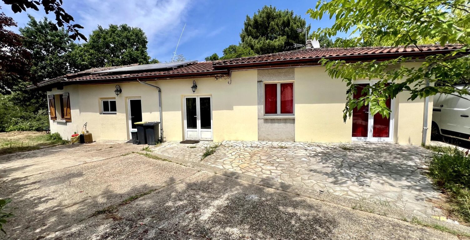 Maison avec piscine en pleine campagne — photo 1