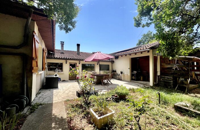 Maison avec piscine en pleine campagne — photo 3