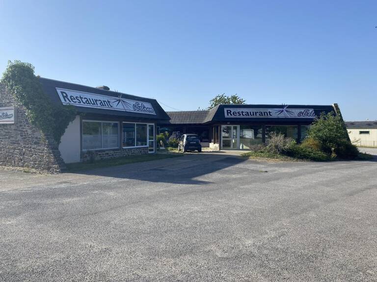 À VENDRE  FONDS DE COMMERCE & MURS COMMERCIAUX — photo 1