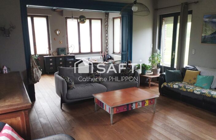 Coup de cœur assuré pour cette superbe propriété familiale avec grange et terrain de près 2 800 m² — photo 2