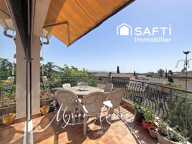 Saint-Aygulf  Villa 8 pièces de 248 m² avec vue mer, 6 chambres, double garage et terrain de 1 000 m² — photo 3