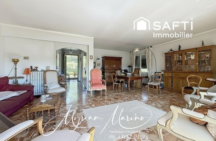 Saint-Aygulf  Villa 8 pièces de 248 m² avec vue mer, 6 chambres, double garage et terrain de 1 000 m² — photo 5