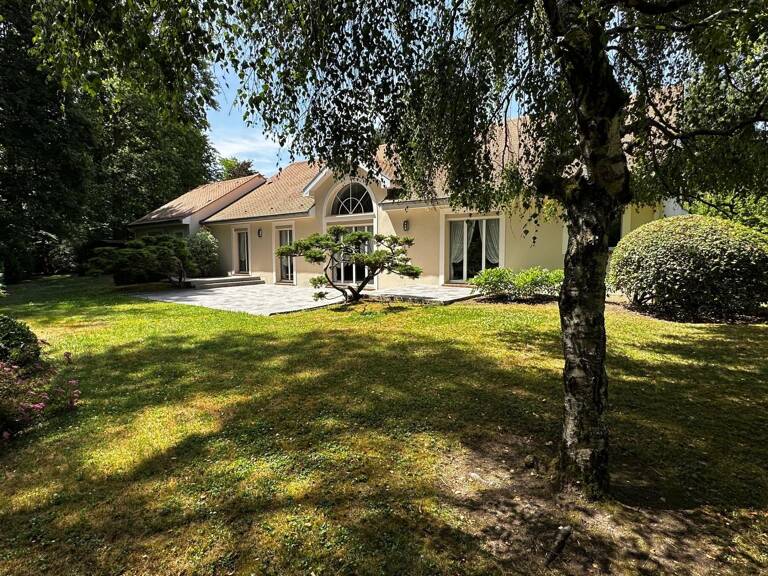 Ranch de plain-pied de près de 300 m² sur 2500 m2 de terrain — photo 1