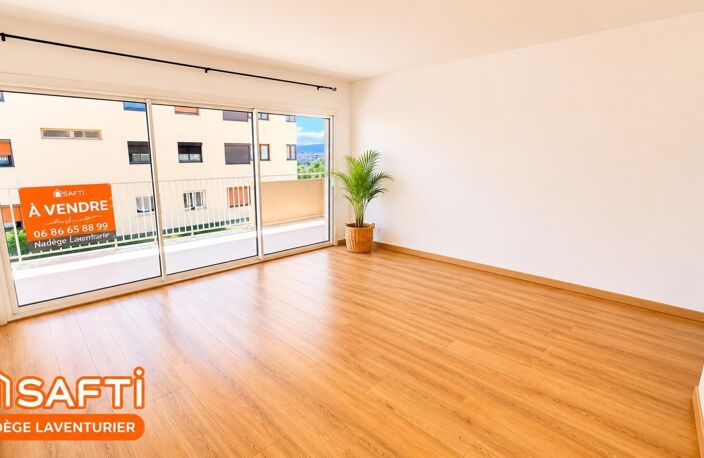 Appartement T3 de 71m² - AJACCIO - Castel-Vecchio — photo 3