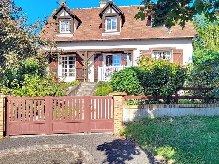 Maison sur sous-sol total au calme — photo 1