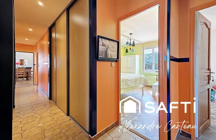 Maison 145 m², piscine, grand garage, 1500 m² de terrain — photo 5