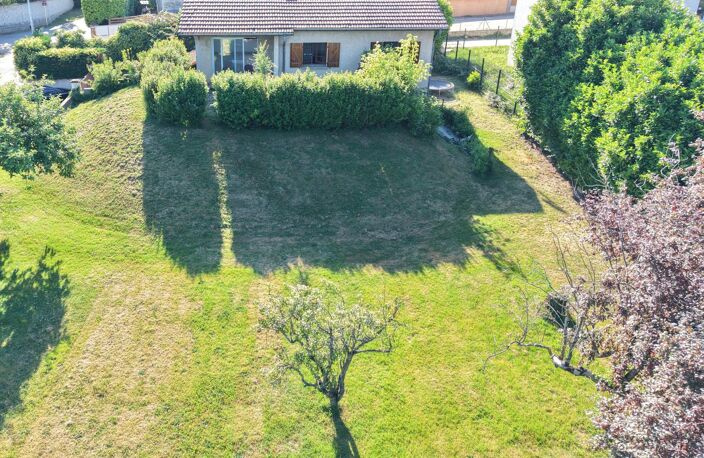 Maison GRENAY calme, terrasse et sous-sol complet — photo 4