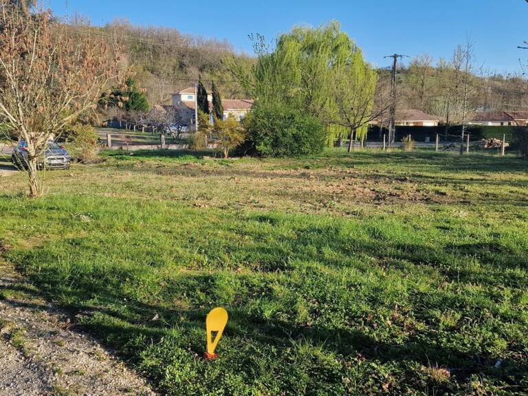 BONDIGOUX - Terrain constructible de 1340 m² — photo 1