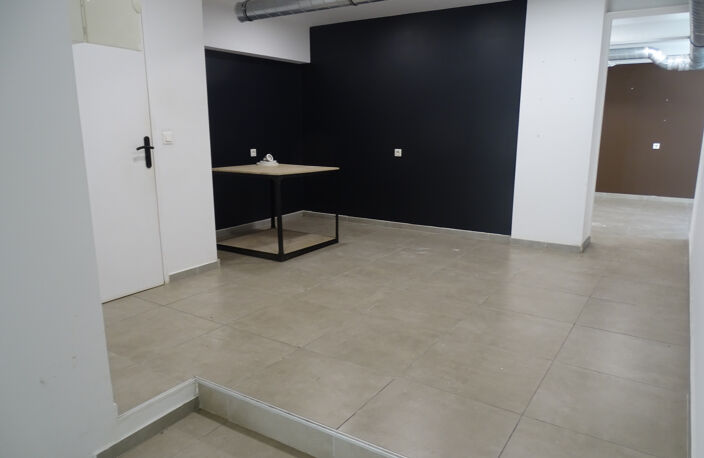 13006  Marseille Vente murs local commercial Rue Breteuil — photo 5