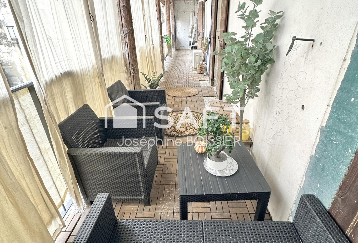 A VISITER SUR MONTFAVET, TRES BEL APPARTEMENT DE 84 M² ENV. REFAIT A NEUF — photo 1