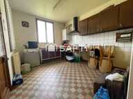 À saisir : Maison à rénover avec grand terrain — photo 4