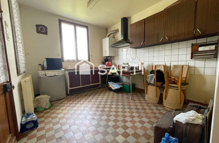 À saisir : Maison à rénover avec grand terrain — photo 4
