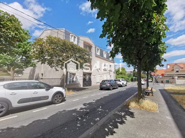 Très bel appartement T3 proche gare de Melun à pied avec balcon, cave et box en s/sol — photo du bien