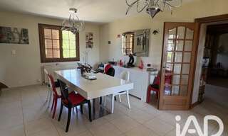 Maison 8 Pièces 191 m² à vendre à Simard (71330)