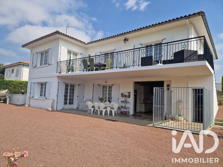 Vente Maison/villa 7 pièces — photo 1