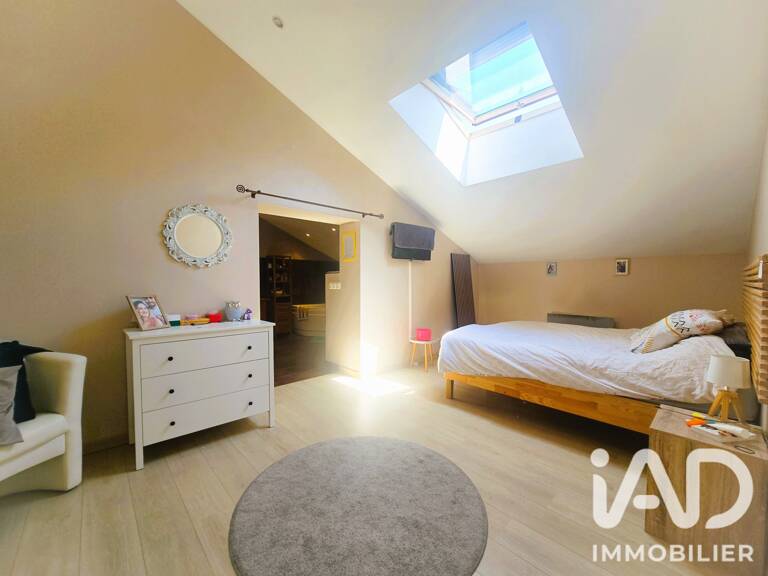 Vente Maison/villa 8 pièces — photo 1