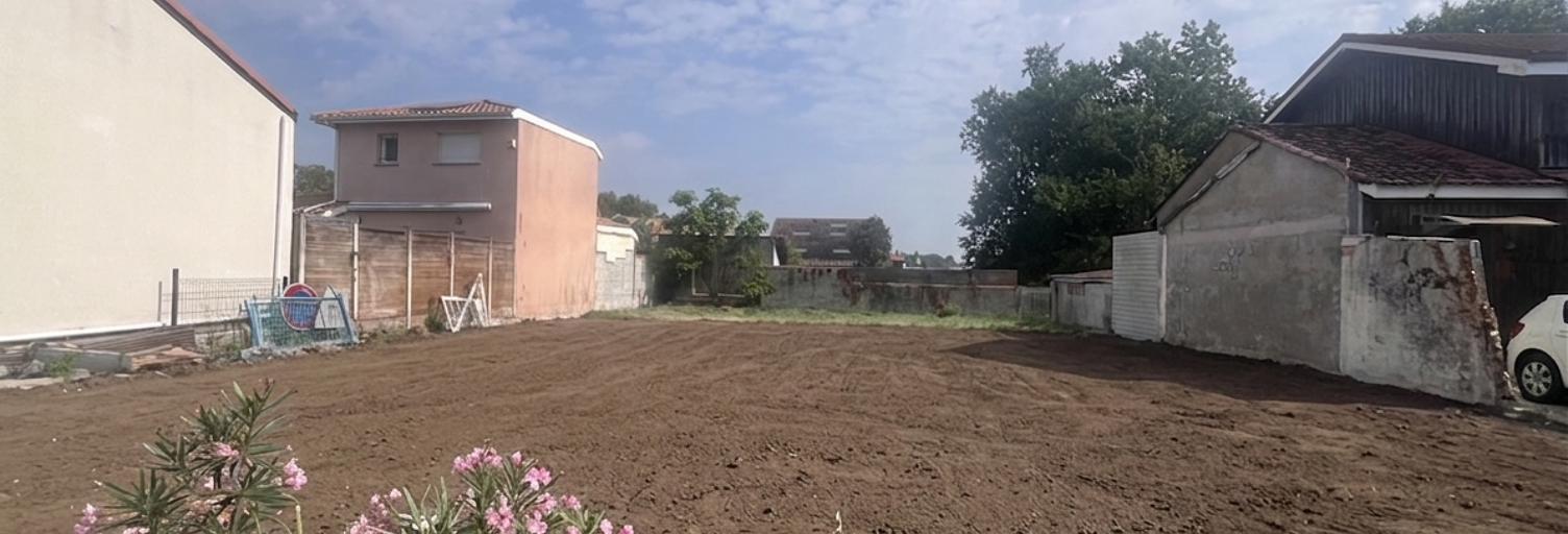Terrain  681 m² à vendre à Pessac (33600)
